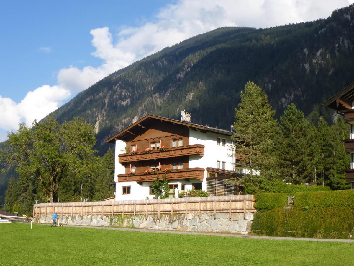 Apartamento Haus Penkenblick Mayrhofen Exterior foto